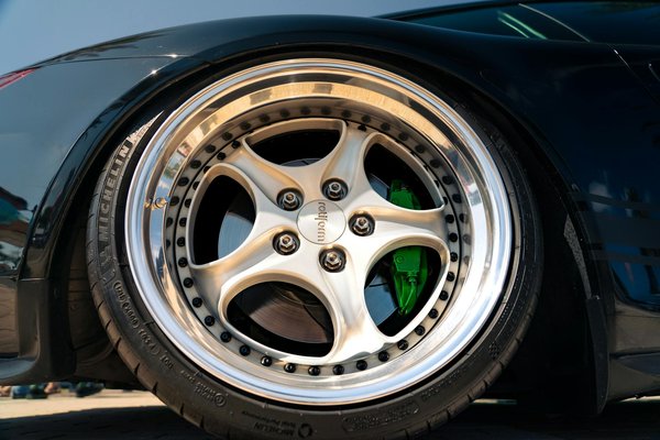 Hoe test je de accu van je auto en wanneer moet je deze vervangen?